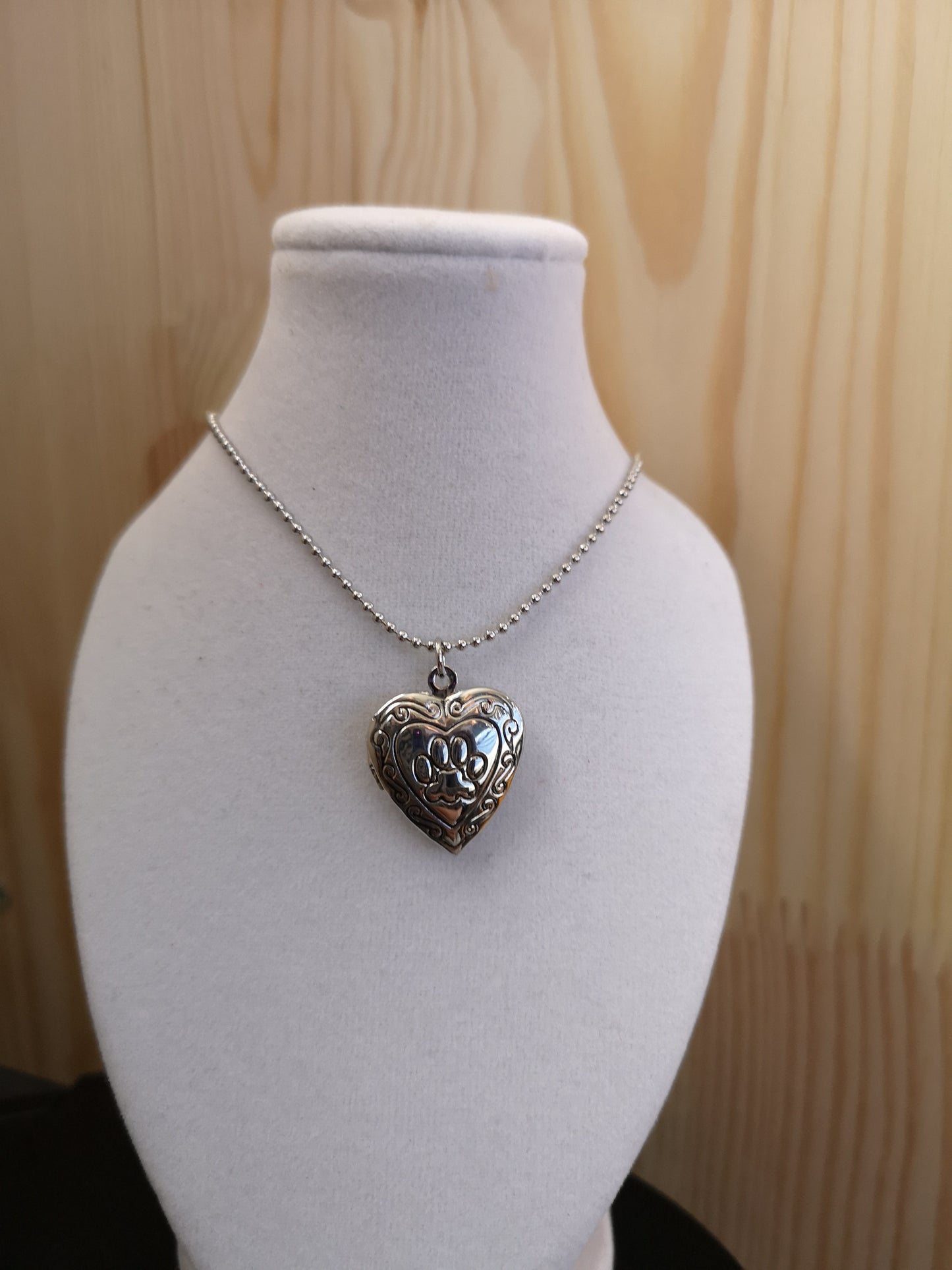 Paw print locket